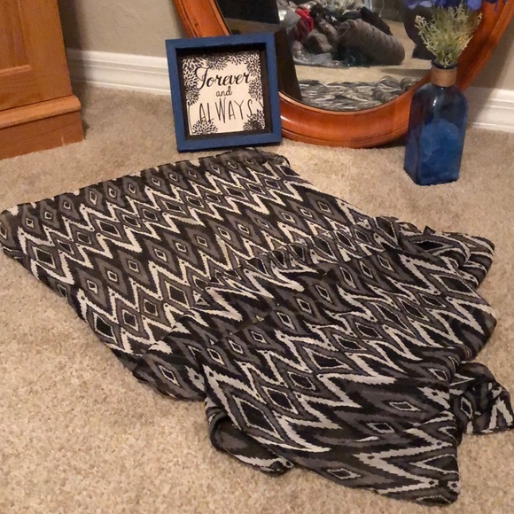 Multi patterned scarf - Picture 2 of 2